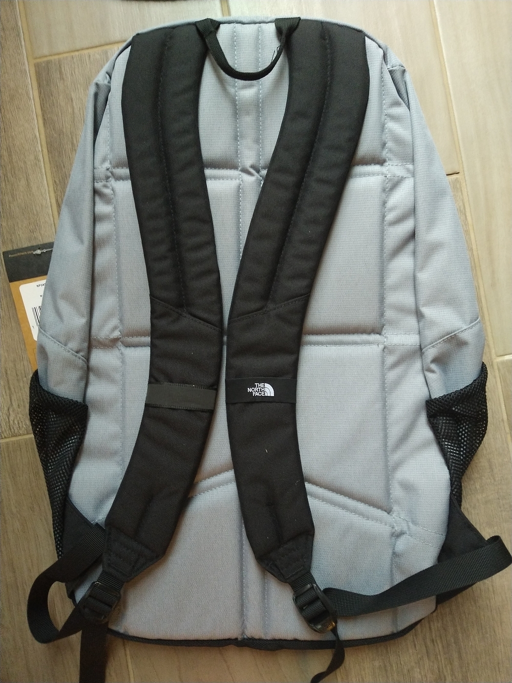 The North Face Sunder Backpack in Gray and Black + Caribbeaner Keychain - Picture 3 of 7